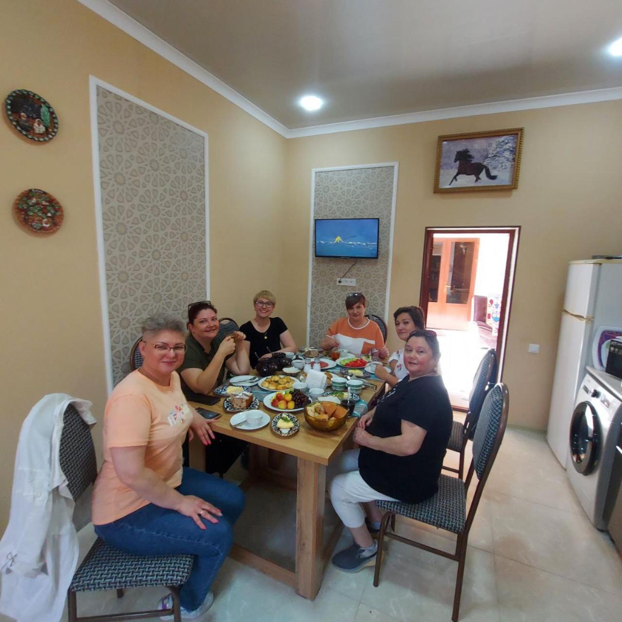 Old Safari Golden Location Guest House Buxoro Ngoại thất bức ảnh